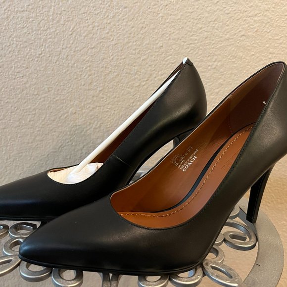 COACH Black Leather Pumps - Picture 1 of 4